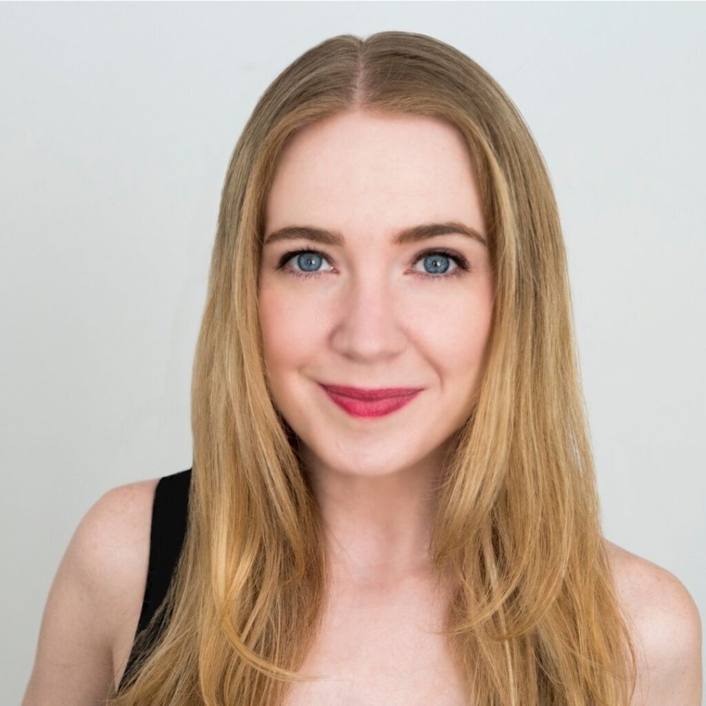 Amber Dickerson Headshot